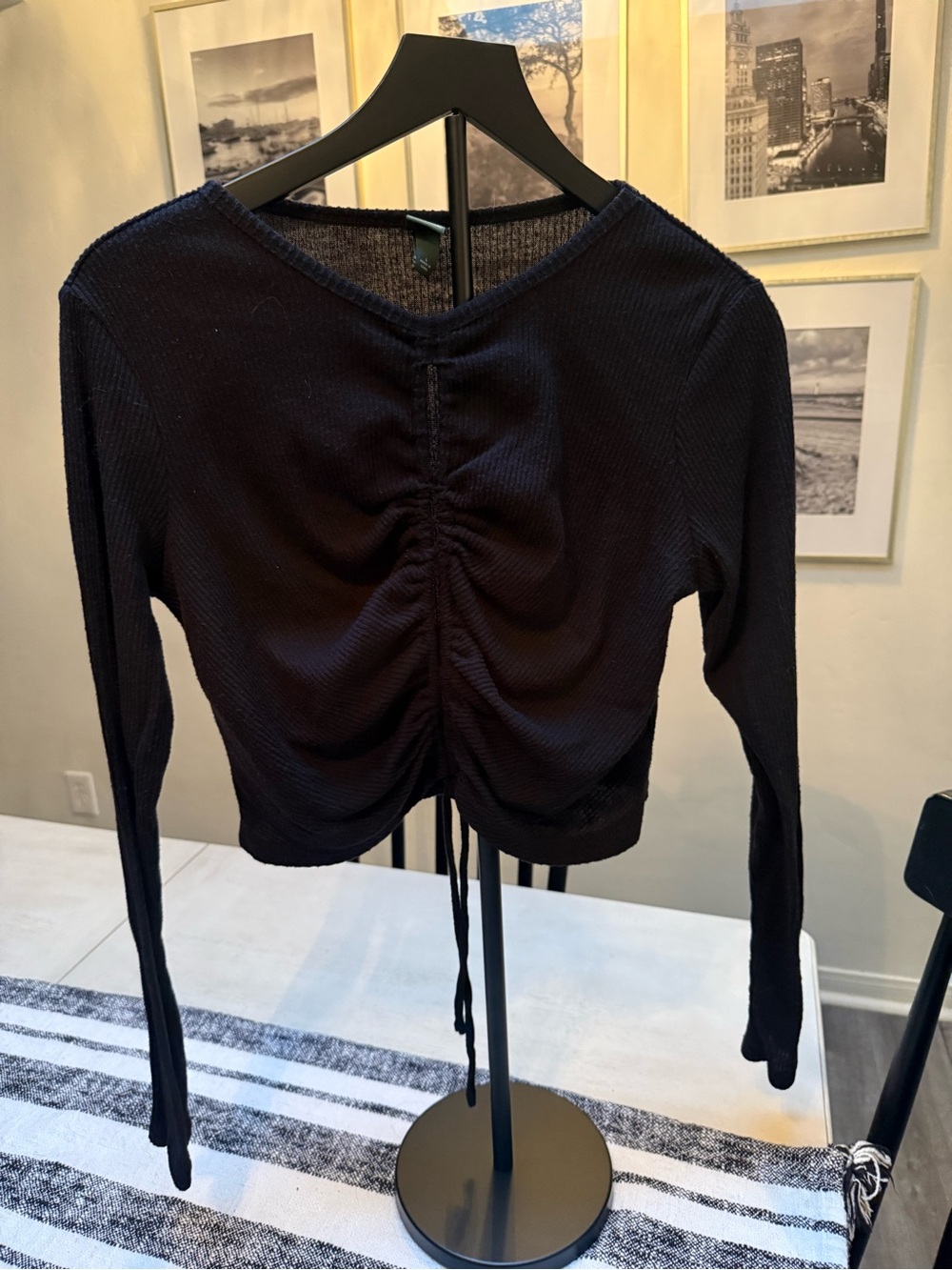 wild fable Black Ruched Long-Sleeve Crop Top